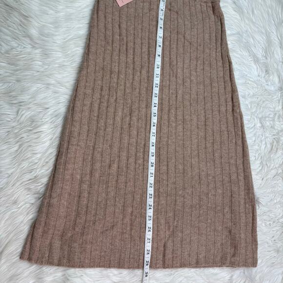 Quince Mongolian Cashmere Midi Skirt Oatmeal Size S NWT Luxury Old Money Classic - Picture 8 of 11